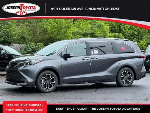 2025 Toyota Sienna Platinum 7 Passenger