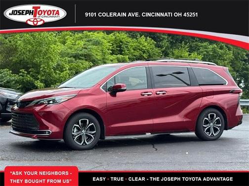 2025 Toyota Sienna Platinum 7 Passenger