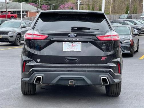 2023 Ford Edge ST