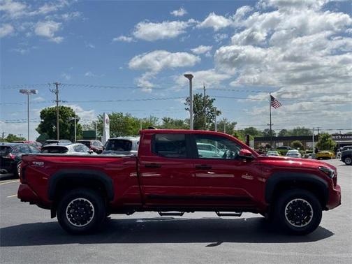 2024 Toyota Tacoma TRD Off Road