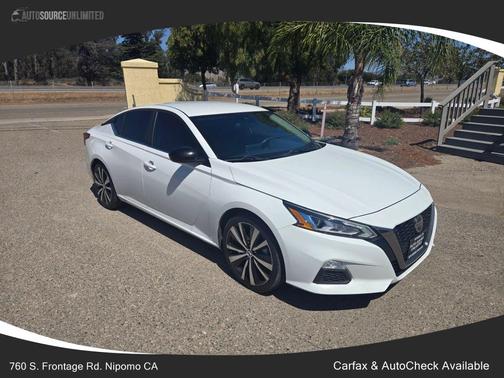 2022 Nissan Altima SR FWD