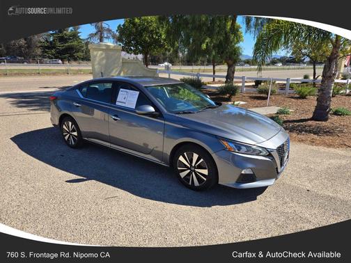 2021 Nissan Altima 2.5 SV
