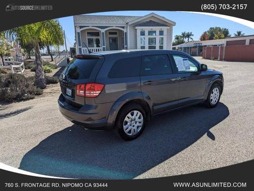 Photo 4 of 24 of 2015 Dodge Journey SE
