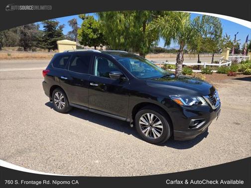 2017 Nissan Pathfinder S