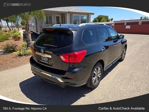 2017 Nissan Pathfinder S