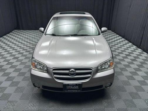 2002 Nissan Maxima SE