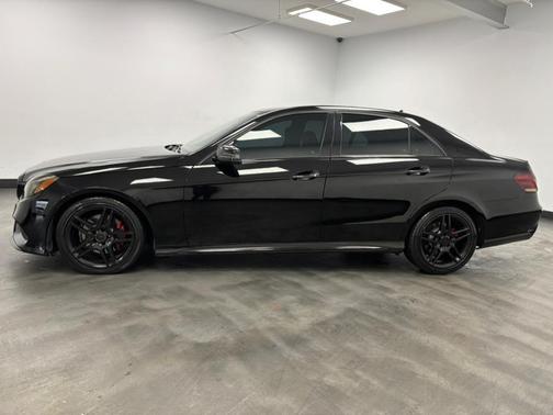 2015 Mercedes-Benz E-Class 4MATIC
