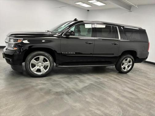 2019 Chevrolet Suburban LT