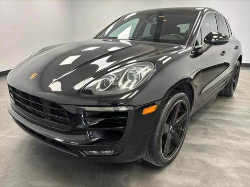 2016 Porsche Macan Turbo