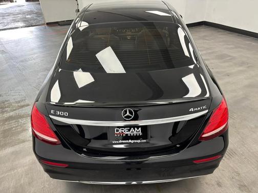2018 Mercedes-Benz E-Class 4MATIC