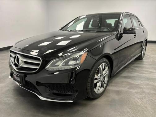 2016 Mercedes-Benz E-Class 4MATIC