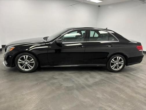 2016 Mercedes-Benz E-Class 4MATIC