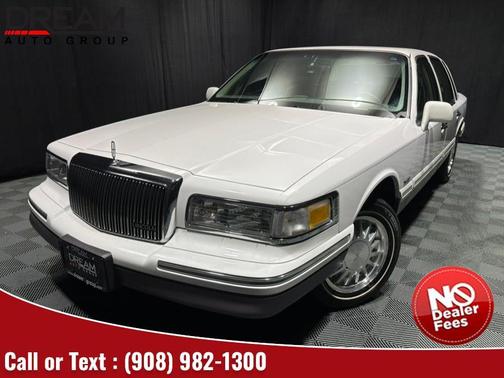 1997 Lincoln Town Car Signature