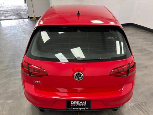 2017 Volkswagen Golf GTI 2.0T S 4-Door