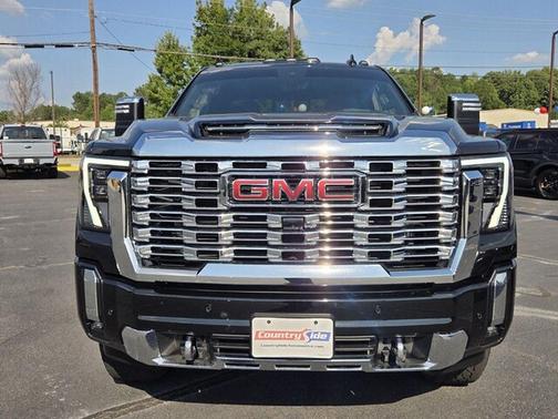 Onyx Black 2024 GMC Sierra 2500 Denali