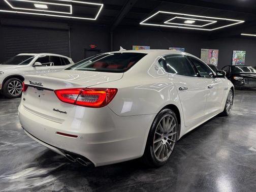 2017 Maserati Quattroporte S Q4 GranLusso