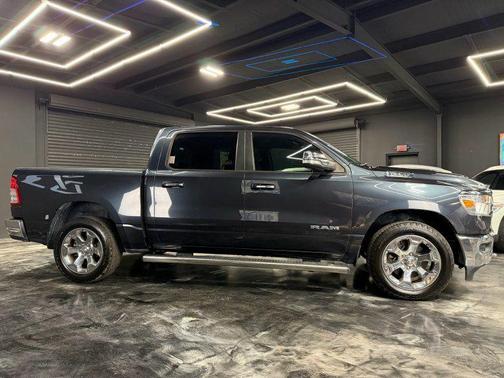 Gray 2019 RAM 1500 Big Horn