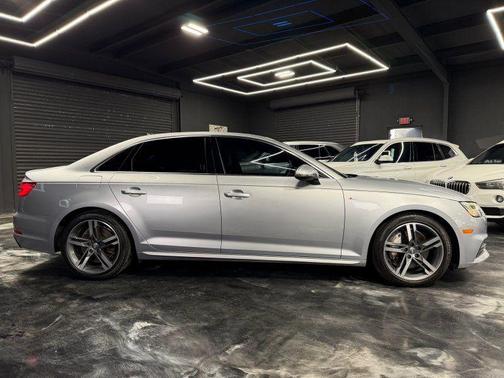 Florett Silver Metallic 2017 Audi A4 2.0T Premium
