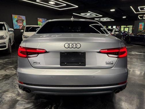 Florett Silver Metallic 2017 Audi A4 2.0T Premium