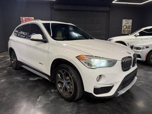 White 2016 BMW X1 xDrive 28i
