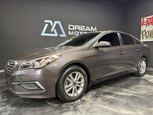 Dark Truffle 2017 Hyundai SONATA SE