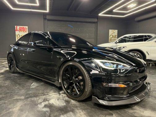 2022 Tesla Model S Plaid