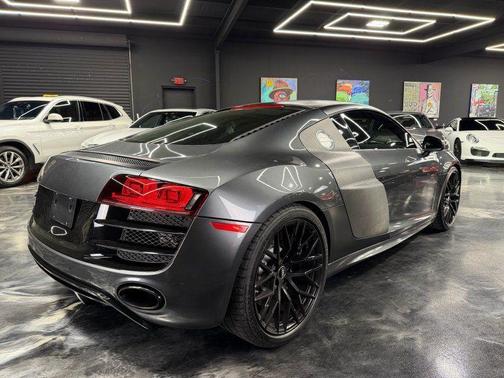 Gray 2012 Audi R8 5.2 quattro