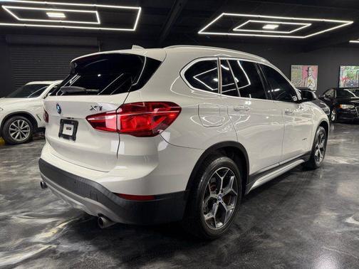 White 2018 BMW X1 sDrive28i