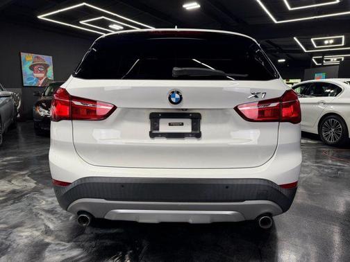 White 2018 BMW X1 sDrive28i