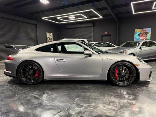 2018 Porsche 911 GT3