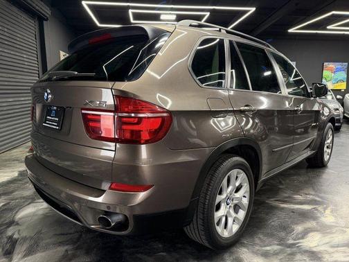 Beige 2011 BMW X5 xDrive 35i Sport Activity