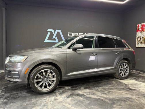 Samurai Gray Metallic 2019 Audi Q7 45 Premium Plus