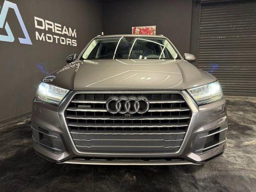 Samurai Gray Metallic 2019 Audi Q7 45 Premium Plus
