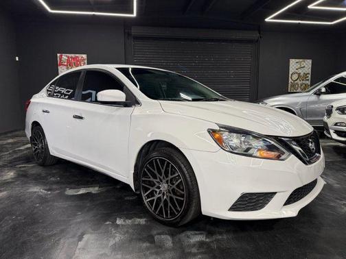 Cloud White 2017 Nissan Sentra SV