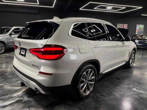 White 2019 BMW X3 xDrive30i