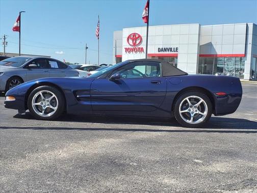 2001 Chevrolet Corvette Base