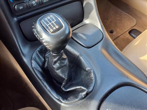 2001 Chevrolet Corvette Base