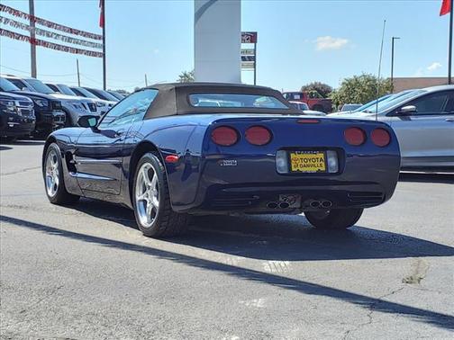 2001 Chevrolet Corvette Base