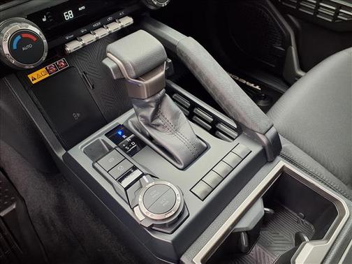 White 2024 Toyota Tacoma SR5