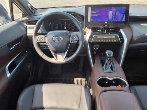 Wind Chill Pearl 2024 Toyota Venza Limited