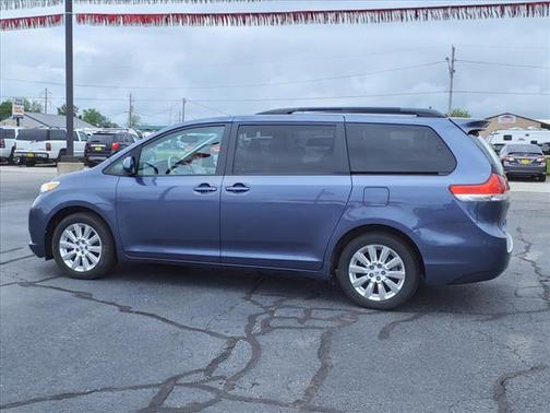 2014 Toyota Sienna XLE