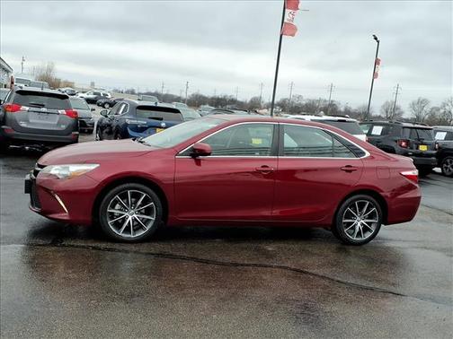 2016 Toyota Camry XSE