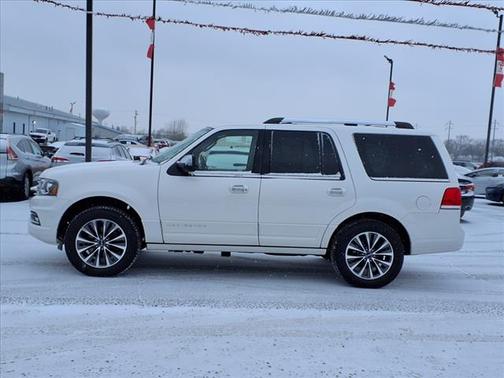 2017 Lincoln Navigator Select