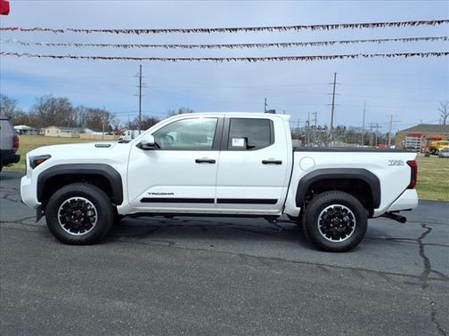 2025 Toyota Tacoma TRD Sport