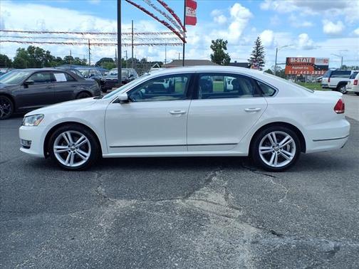 2015 Volkswagen Passat 1.8T SE