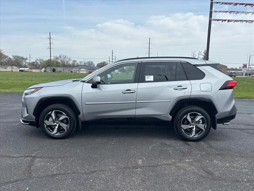 2025 Toyota RAV4 Hybrid SE