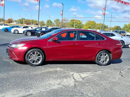 2016 Toyota Camry SE