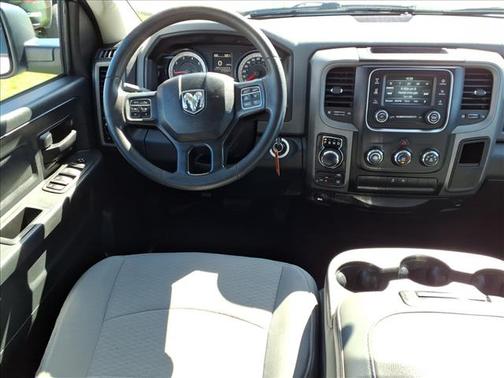 2017 RAM 1500 Tradesman/Express