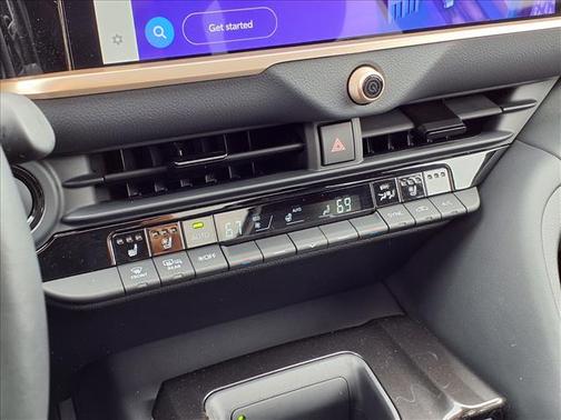 Bronze 2025 Toyota Crown Signia Limited