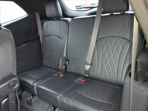 2022 Buick Enclave Avenir